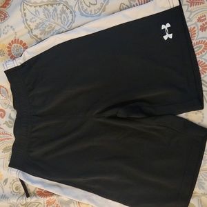 Under Armour Loose Fit Shorts.